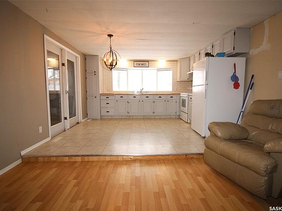 2nd image of 513-515 2nd AVENUE S