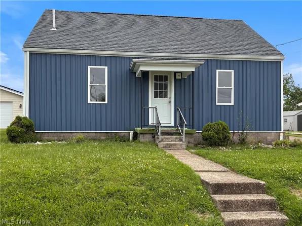 201 Heights St, Weirton, WV 26062