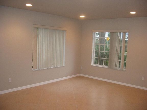 2nd image of 2007 SW Newport Isles Blvd