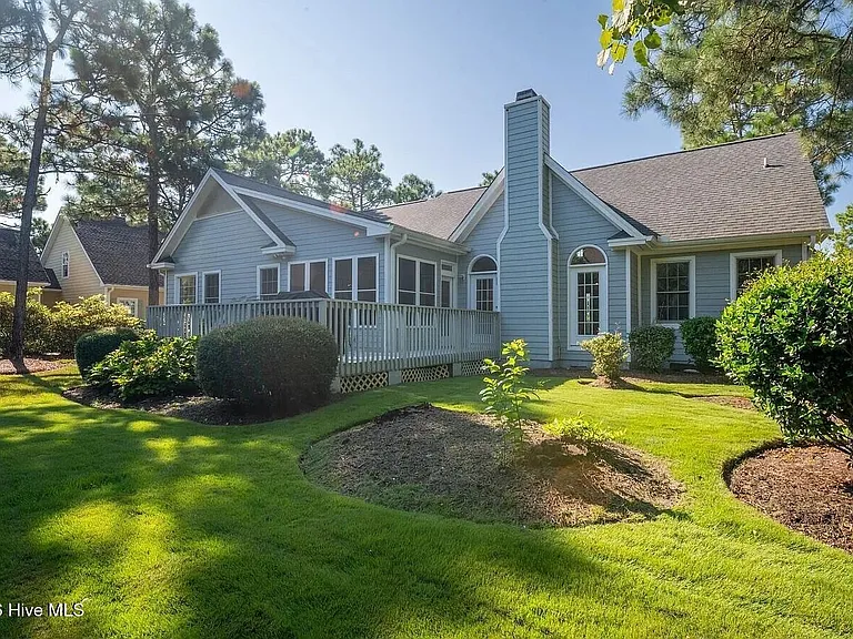 3326 Saint James Dr SE — Photo 19