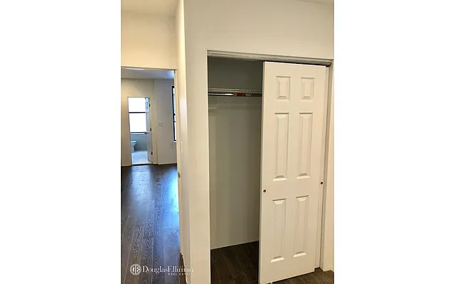 Rented by Douglas Elliman | media 15