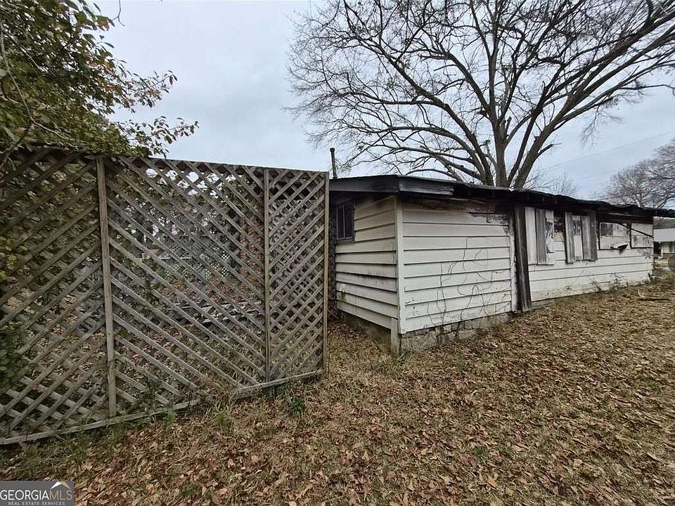 1st image of 6203 Castlewood Dr
