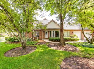 1138 Lynette Dr, Lake Forest, IL 60045