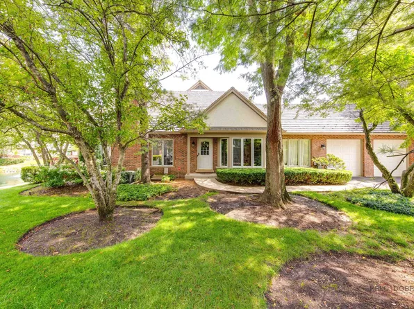 1138 Lynette Dr, Lake Forest, IL 60045