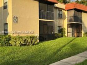 9716 Hammocks Blvd, Miami, FL