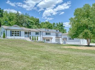 1555 Burgess Falls Rd, Cookeville, TN 38506