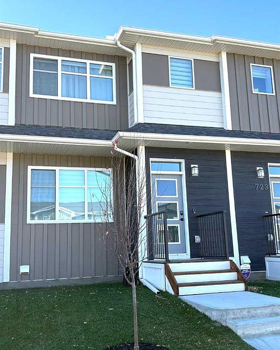 1st image of 335 E Wolf River Dr SE