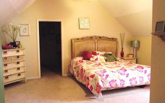 2nd image of 211 Barley Dr