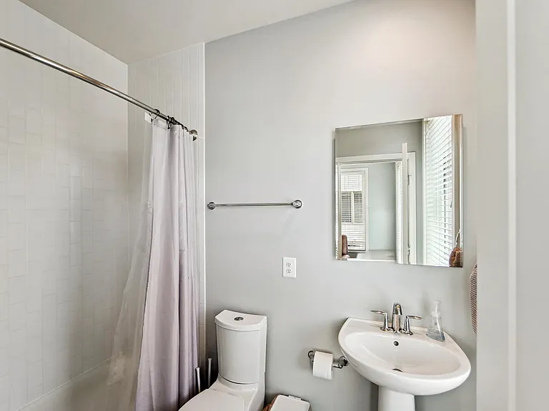 16223 Decker Pl #1 — Photo 32