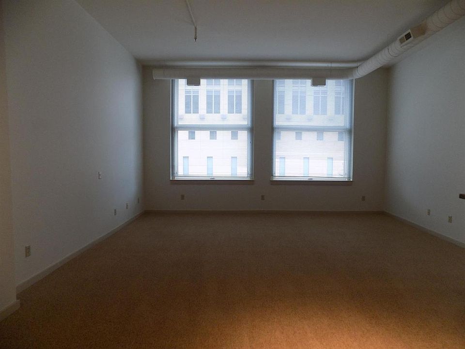 2nd image of 210 S 16th St APT 310