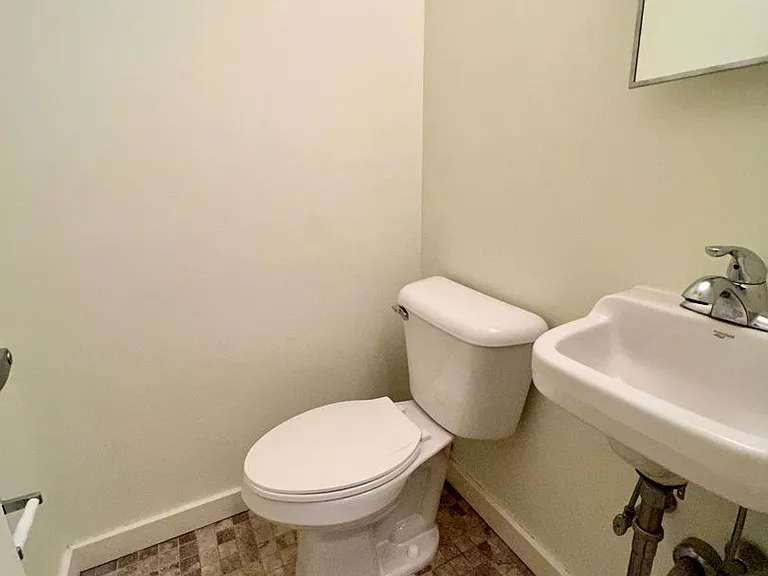 1600 Church Rd #B203 — Photo 5