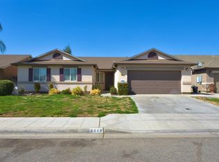 5548 W Garland Ave, Fresno, CA