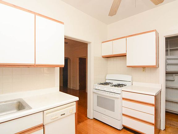 2nd image of 4255 N Winchester Ave #1