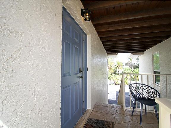 4th image of 97 Georgetown Blvd #97