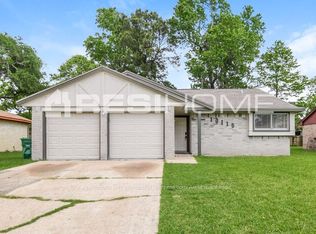 10115 Valley Club Dr, Houston, TX 77078