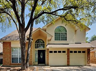2219 Chapel Downs Dr, Arlington, TX 76017