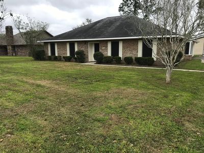 402 Estate Dr, New Iberia, LA, 70563