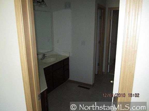 5th image of 3017 Chamberlin Street N