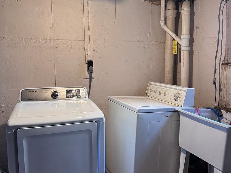 Basement Laundry