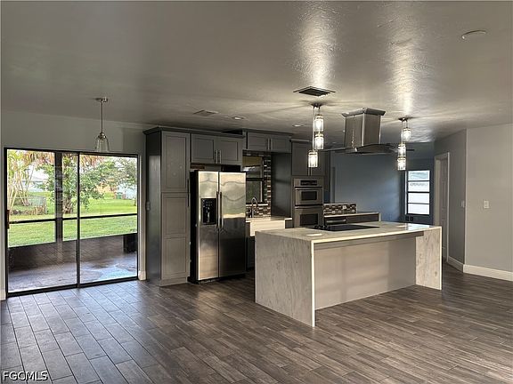 5th image of 1318 SW 9th Ave
