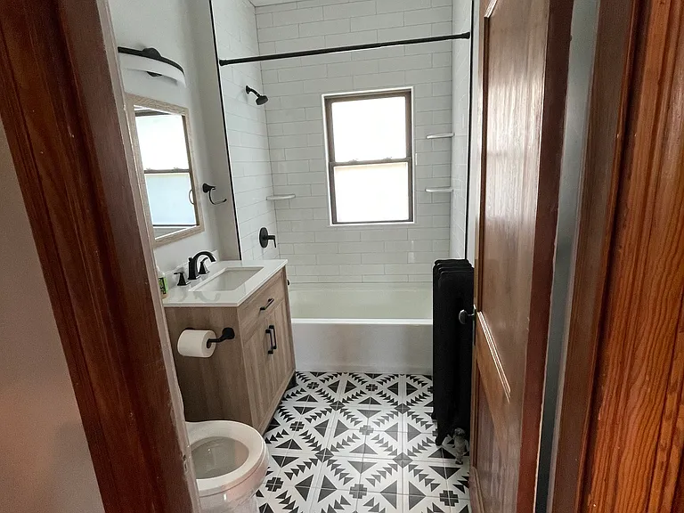62 Adams St #62 — Photo 3