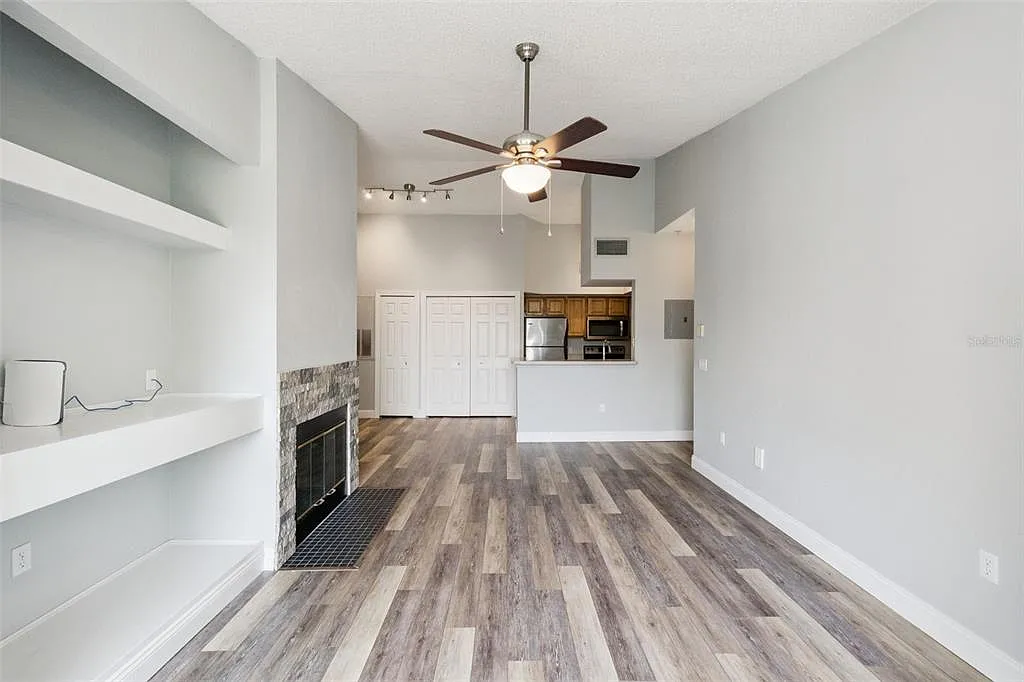 1 bed, 1.0 bath, 721 sqft, $1,400 — Photo 4