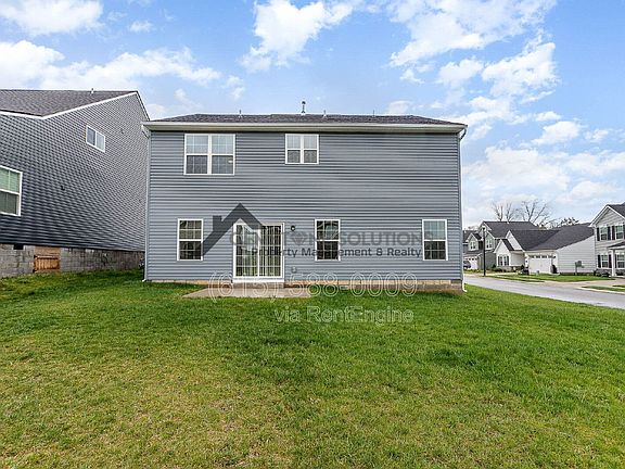 2nd image of 3301 Somerset Ln
