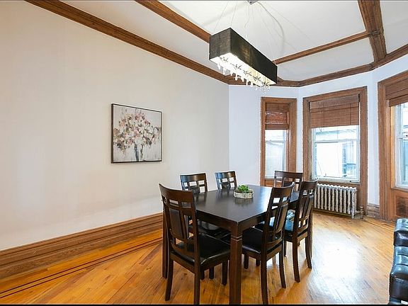 4th image of 1241 Union St Unit Townhouse