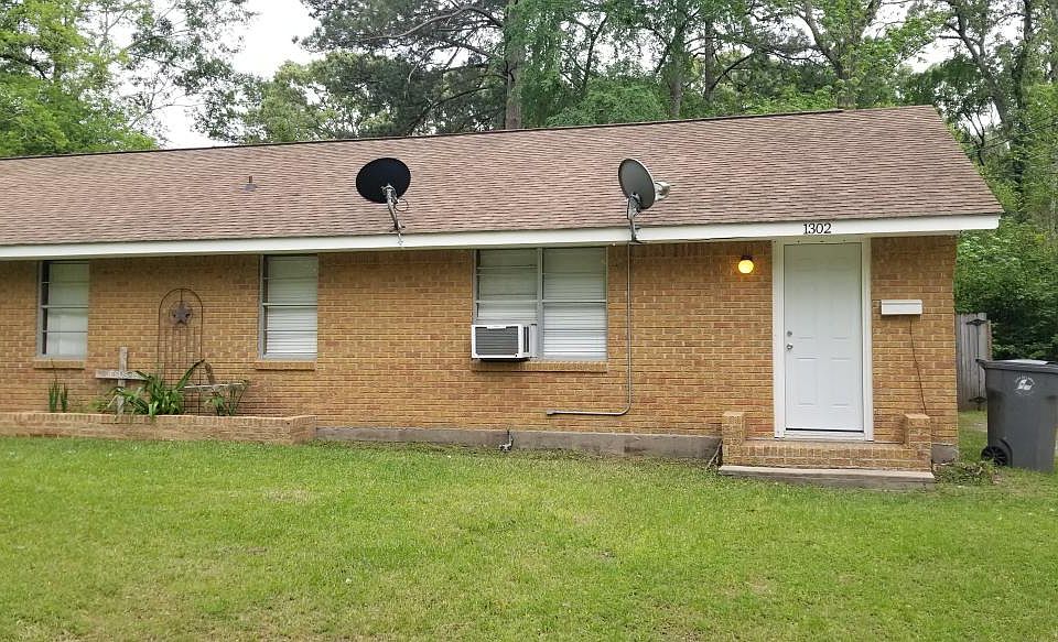 1st image of 1302 Mickey Ave