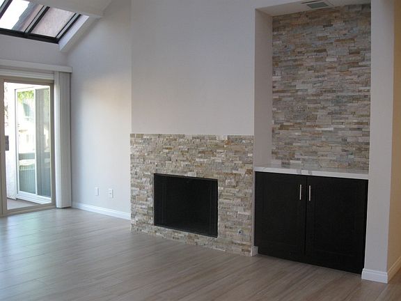 3rd image of 6110 Calle Mariselda Unit 201