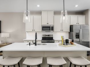 73 Domenica Dr, Moorestown, NJ 08057