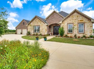 1090 Ranch Rd, Whitesboro, TX 76273