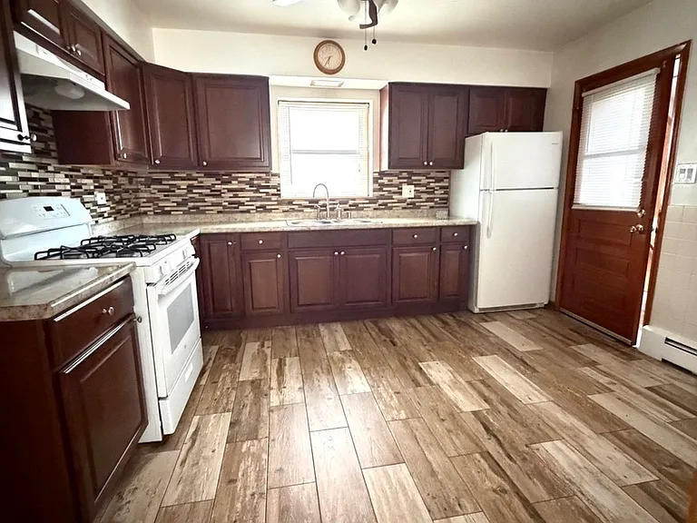 7732 W Addison St #1 — Photo 19