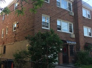 4276 149th St, Flushing, NY 11355