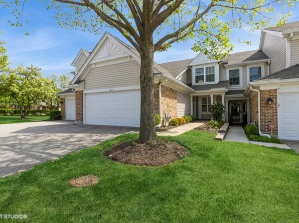 2849 Fremont Ct, Schaumburg, IL 60193