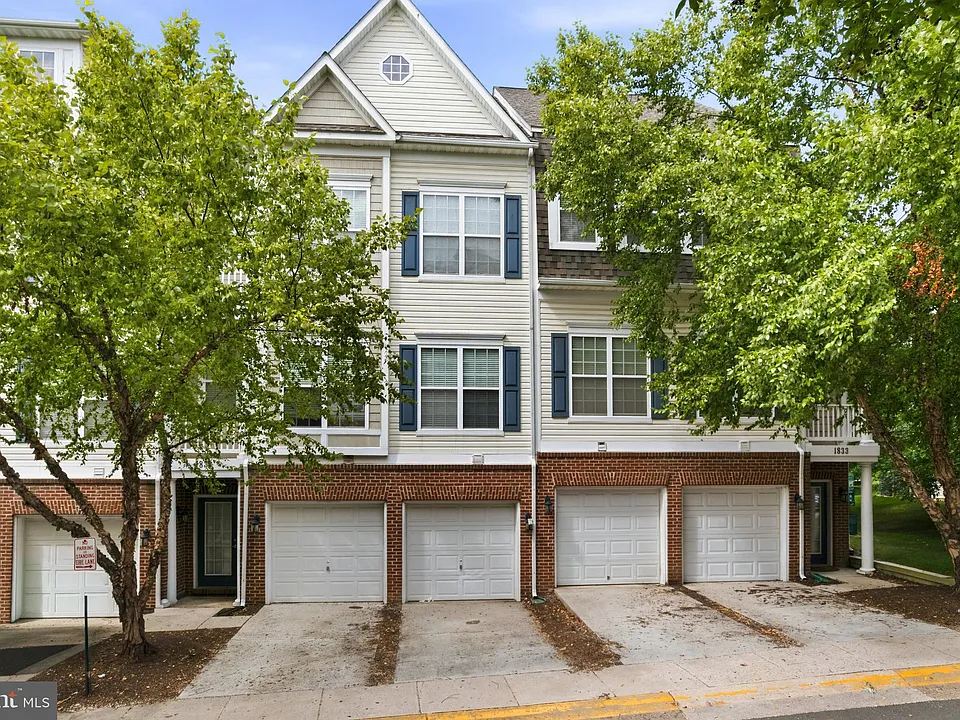 1831 Cedar Cove Way #101