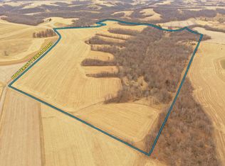 190 University Farm Rd, Lancaster, WI 53813