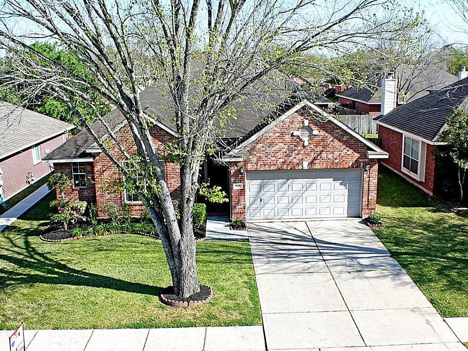 1st image of 3619 Chatwood Dr