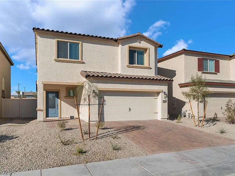 4149 Gold Desert St — Photo 2