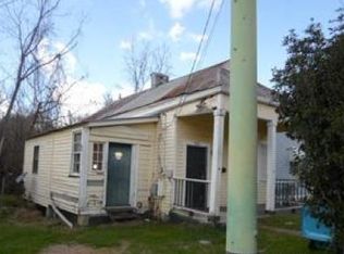 320 Arlington Ave, Natchez, MS 39120