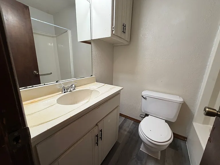 101 Se 42nd St (Fourplex) — Photo 25