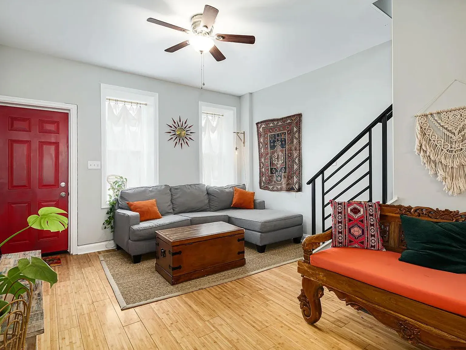3 bed, 2.5 bath, 2062 sqft, $3,150 — Photo 3