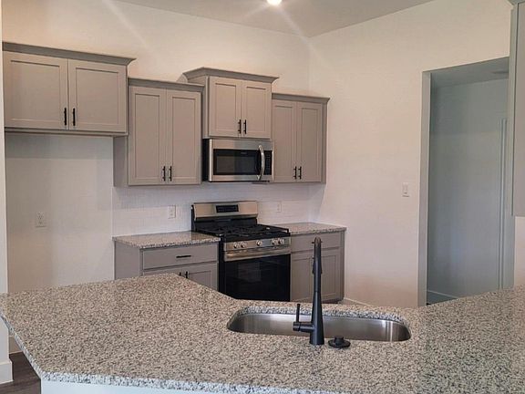 3rd image of 4317 Leslies Way