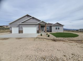 721 Spring Creek Pkwy, Spring Creek, NV 89815