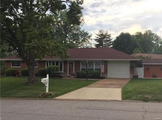 8871 Fox Park Dr, Saint Louis, MO