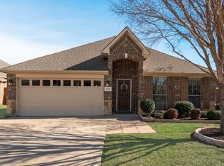 8317 Macgregor Dr, Arlington, TX 76002