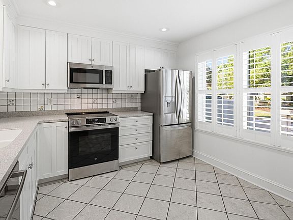 5th image of 321 Lapwing Ln
