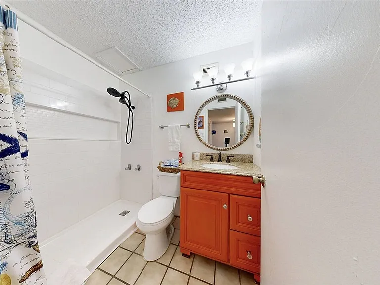 15005 Windward Dr #121 — Photo 23