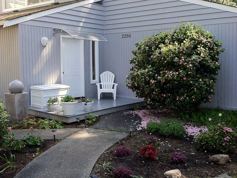 1st image of 2266 Lori Dr