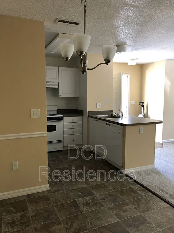 Bayou Oaks Apartments 55+ — Photo 2